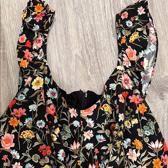 Loft Floral Jumpsuit - Picture 4 of 7